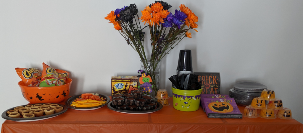 party-Halloween-table